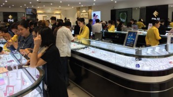 Giá vàng tăng mạnh đầu năm mới