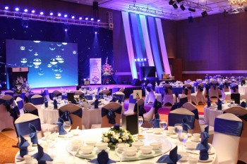 Câu chuyện về hoá đơn