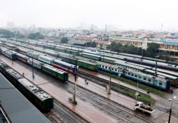 Đường sắt muốn mua tàu “cũ” của Trung Quốc, Bộ trưởng Thăng chỉ đạo cách chức TGĐ